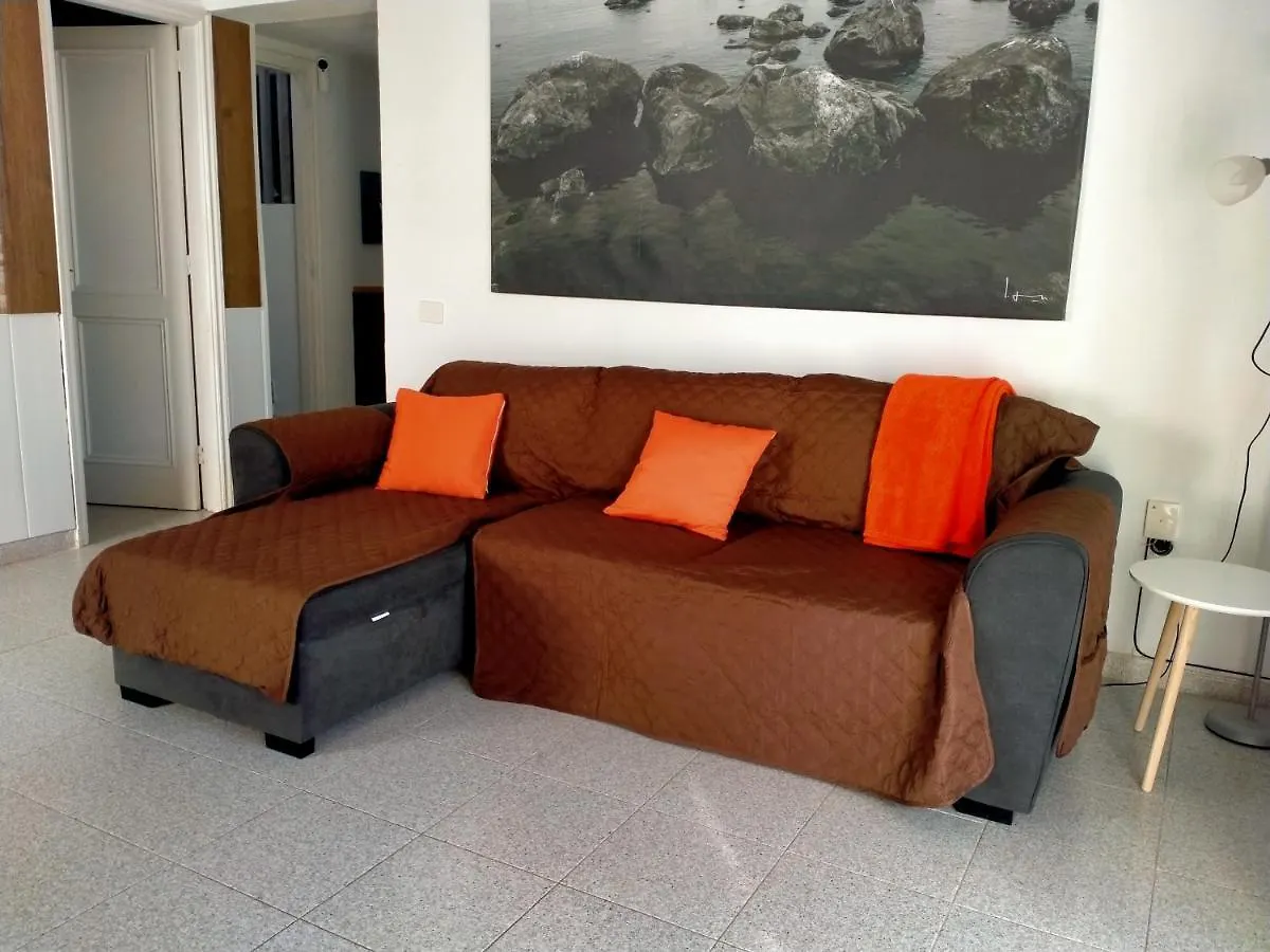 Villa Feliz Abades  Semesterbostad