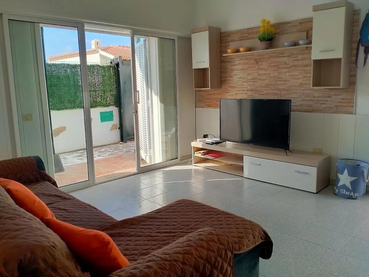 Villa Feliz Abades  Semesterbostad